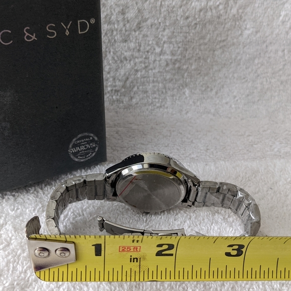 🌺HOST PICK🌺 ♥️ Nic&Syd Women’s DIVA Watch with Swarovski Crystals, Silver - Picture 6 of 12